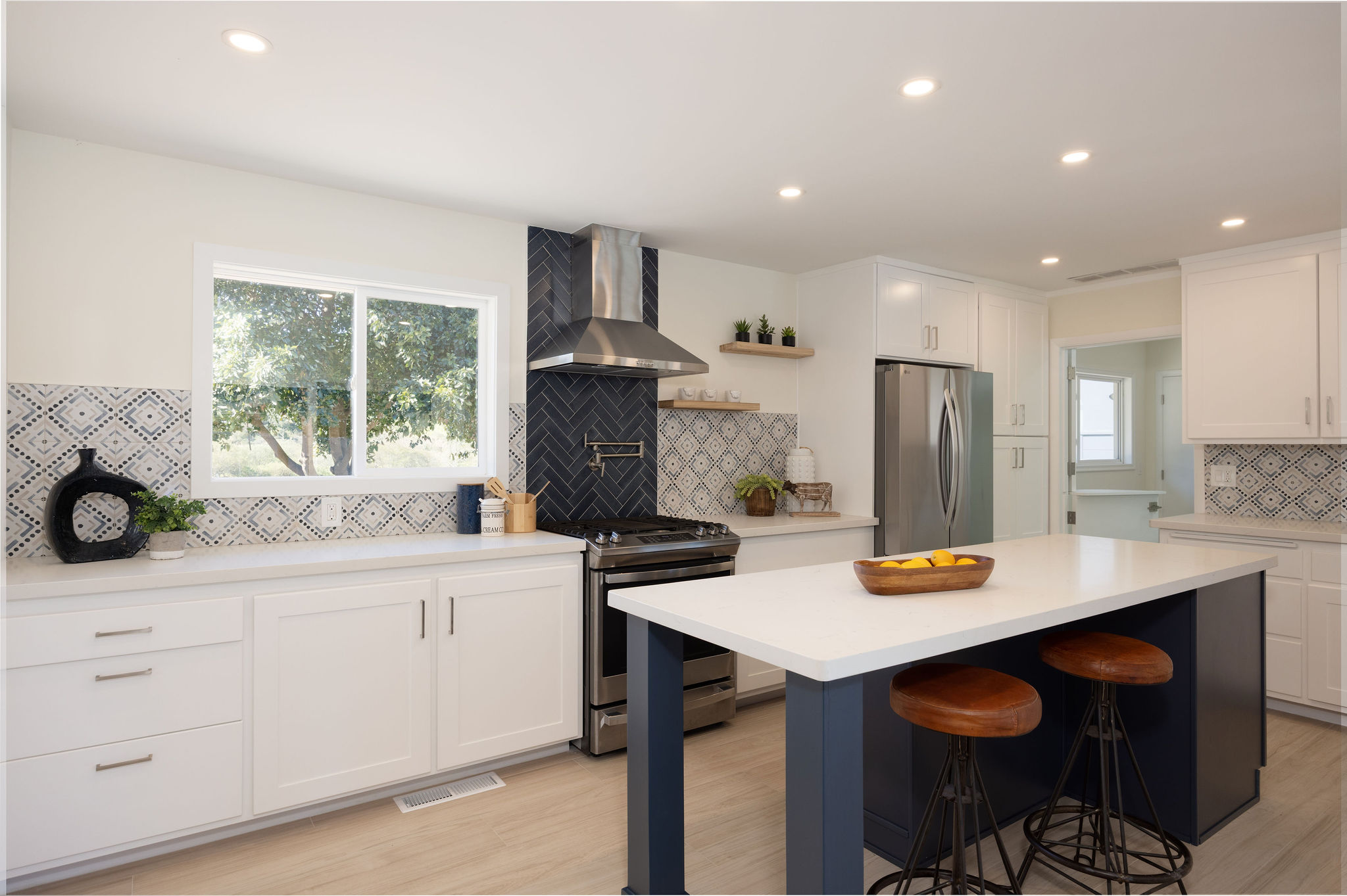 placeholder image-sq