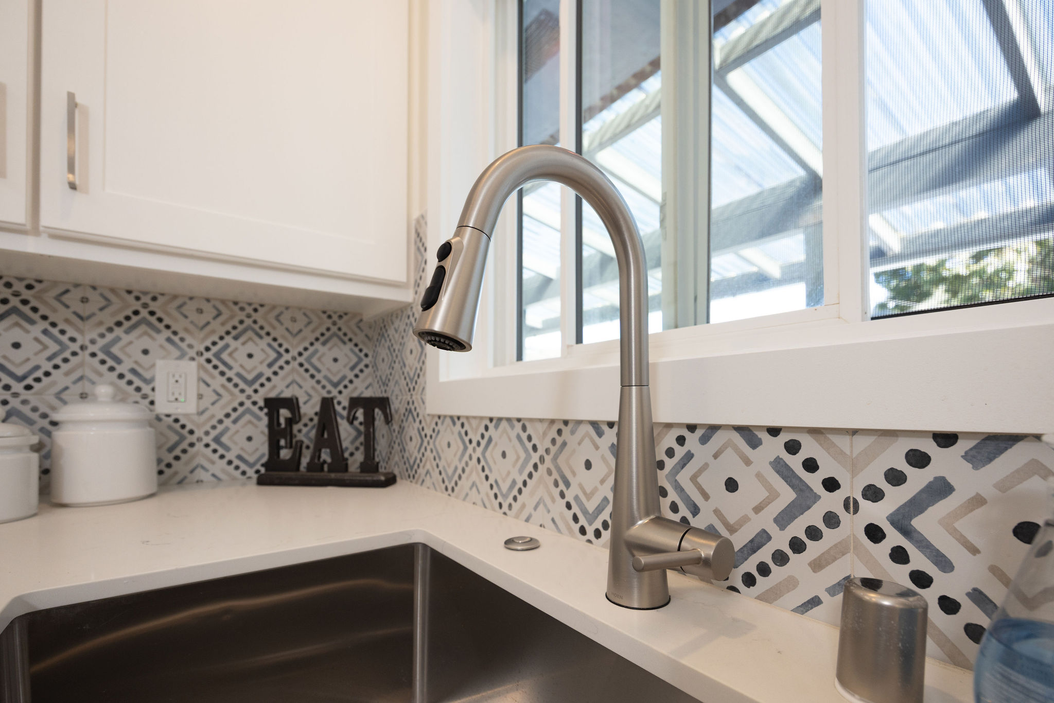 placeholder image-sq