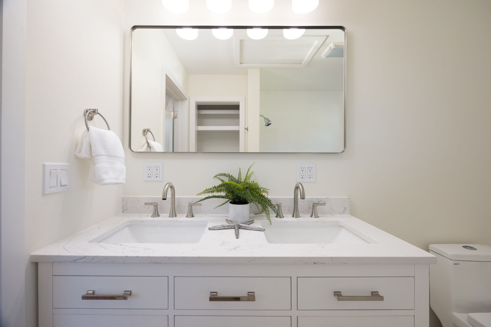 placeholder image-sq